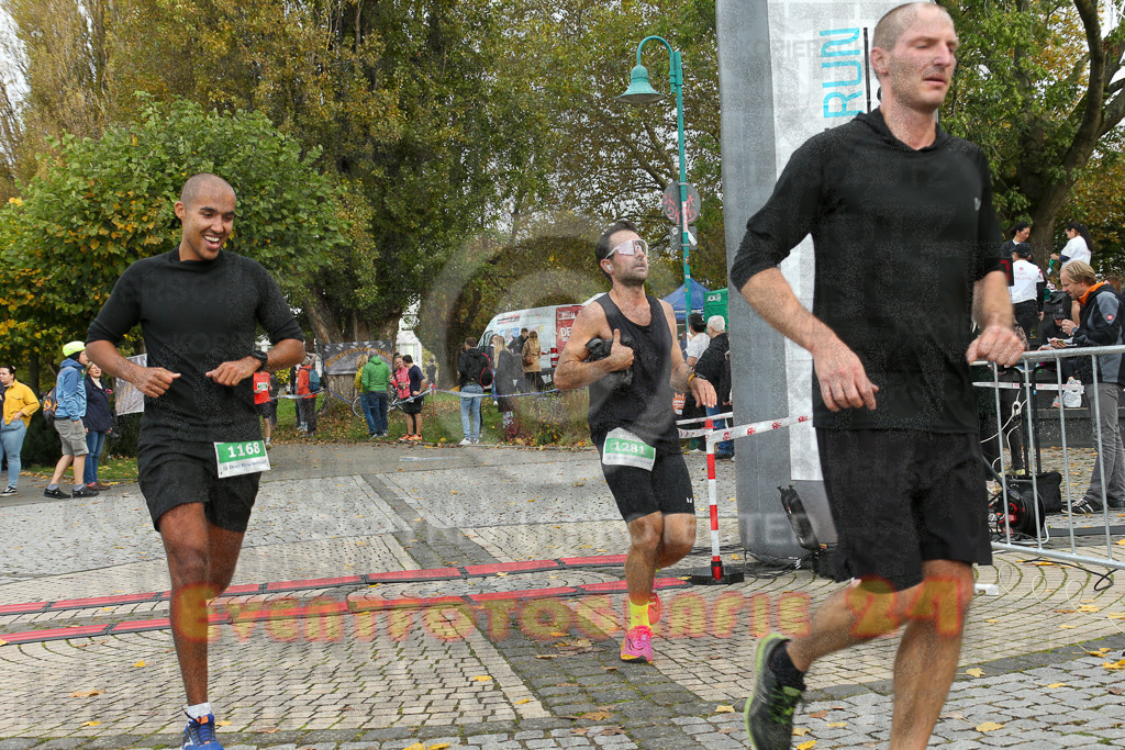 241020_1101_EX1_0697 | Sportfotografie im Rhein-Sieg Kreis, Köln, Bonn, NRW, Rheinland Pfalz, Hessen, etc. Unser Tätigkeitsfeld umfasst den Laufsport vom Volkslauf über den Marathon, Duathlon, Triathon bis zum Ultralauf wie Kölnpfad Ultra oder Schindertrail.