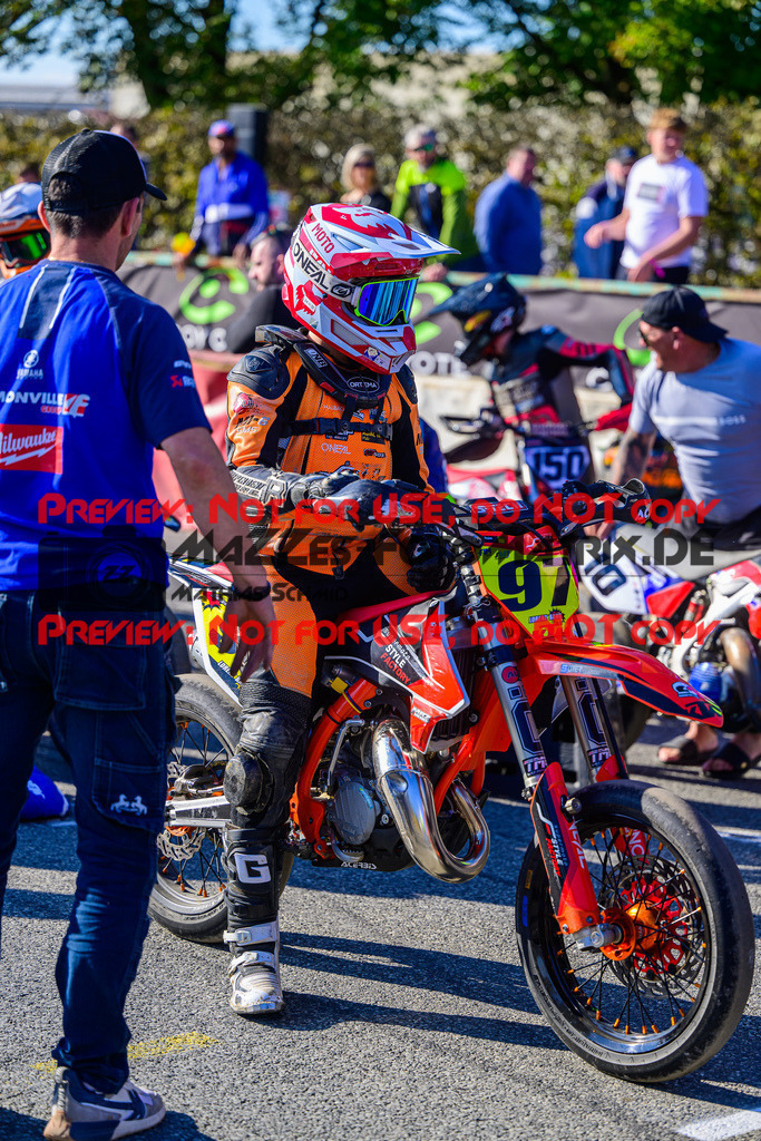 MaZZes_Fotomatrix_20241005_6021986_5700 | JUNIOR