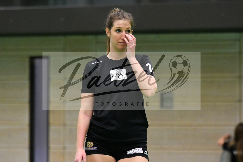20200208_VCOASC_0016 | Volleyball, Frauen:   waehrend des Spiels der Regionalliga NordWest zwischen VC Osnabrueck und ASC 46 Goettingen in der Schlosswall-Halle am 08.02.2020 in Osnabrueck, Deutschland. - Realisiert mit Pictrs.com