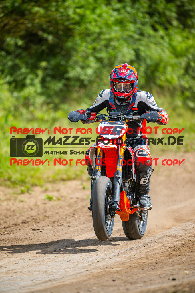 MaZZes_FotoMatrix_240622_6007705_1821 | S1