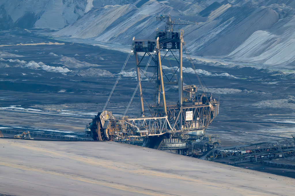 Tagebau Garzweiler - 1.9.2024 | Entdecke exklusive Fotografie im muebri Shop: Stimmungsvolle Motive  Naturaufnahmen und mehr. Jetzt hochwertige Wandbilder und Fotoabzüge online kaufen! - Realisiert mit Pictrs.com