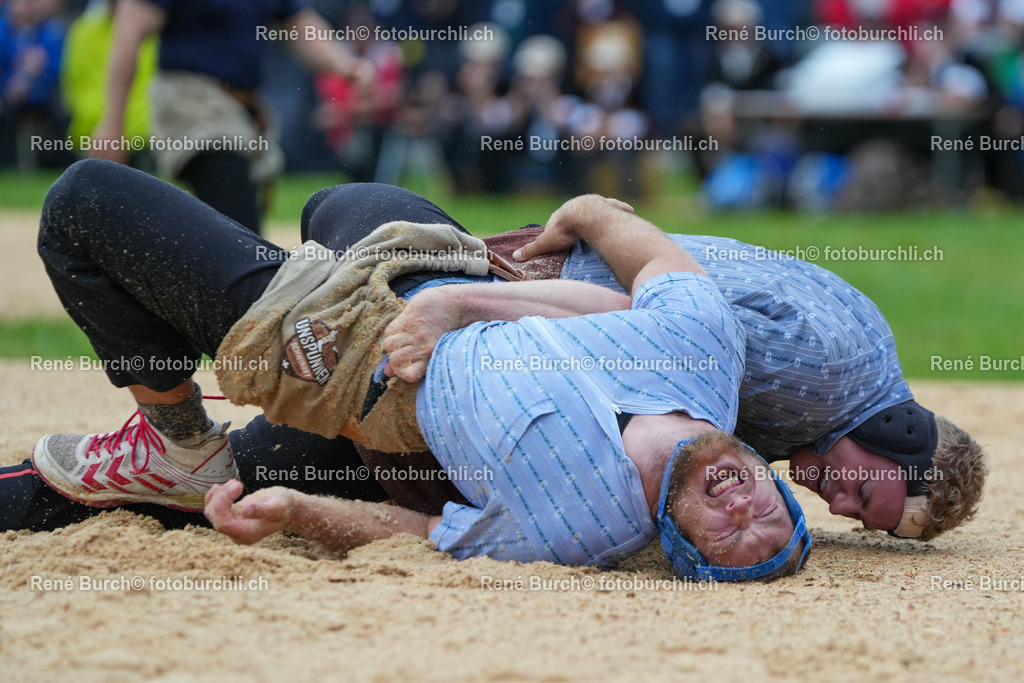 24 | René Burch leidenschaftlicher Fotograf aus Kerns in Obwalden.  Hier finden sie Sport, Landschaft und Natur Fotografie.
 - Realisiert mit Pictrs.com