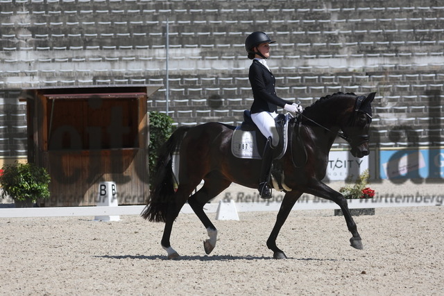 Marbach_2024_Prfg.Nr.18_Pony-Dressurprüfung_Kl.L_Lara Theis_Darcy 25 (5) | Alle Fotos der Reiterjournal Fotografin Doris Matthaes im Reiterjournal Online-Fotoshop. - Realisiert mit Pictrs.com