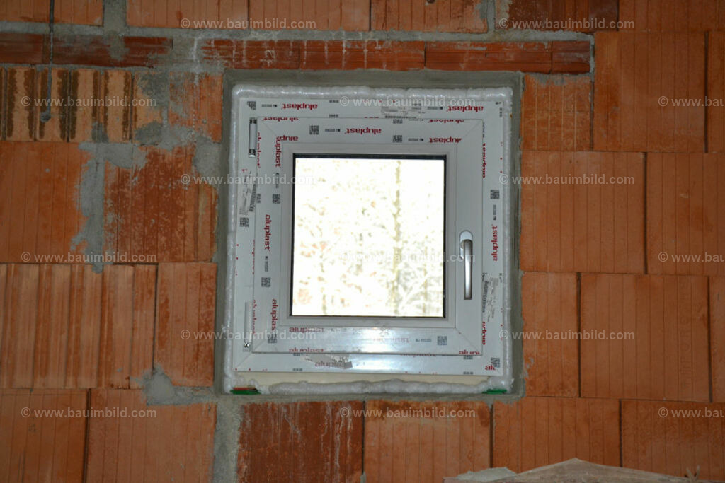 bib-lg14-fenster-0068 | Nach LV-Leistungsgruppen sortierte Detailfotos über den Bau eines Hauses. Alle Hausbau-Bilder direkt vom Urheber und Autor der Website Haus-Selber-Bauen.com