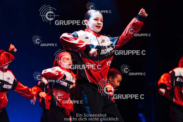 TANZTage25_032212495100128GT_GT | TANZtage 2025 Duisburg  - Photo by Gruppe C Photography - Realisiert mit Pictrs.com