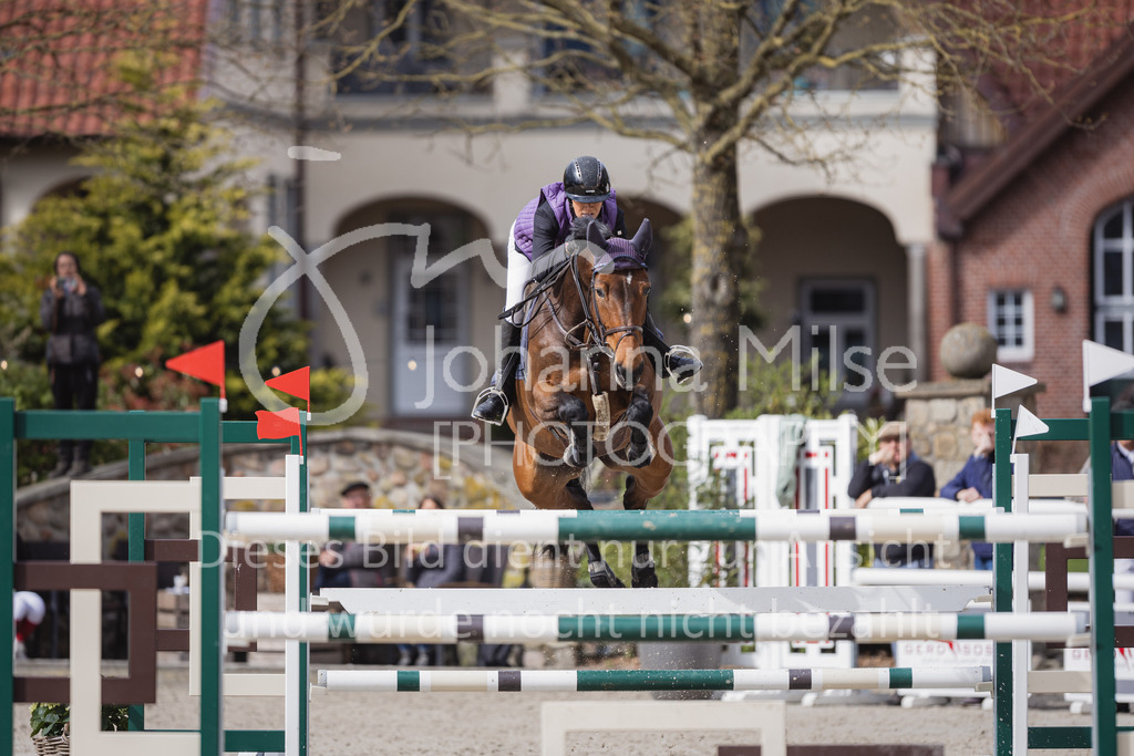 230426_HofSosath_S-Spr-418 | Deine schönsten Turniermomente als professionelle Fotos! Entdecke hochwertige Pferdesport-Fotografie im Online-Shop. Jetzt Fotos finden & bestellen!