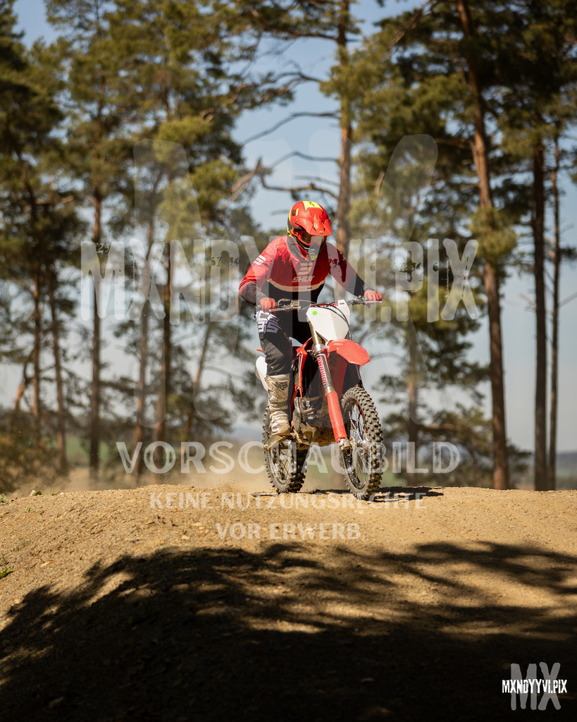 866A5044 | mxndyyvipix