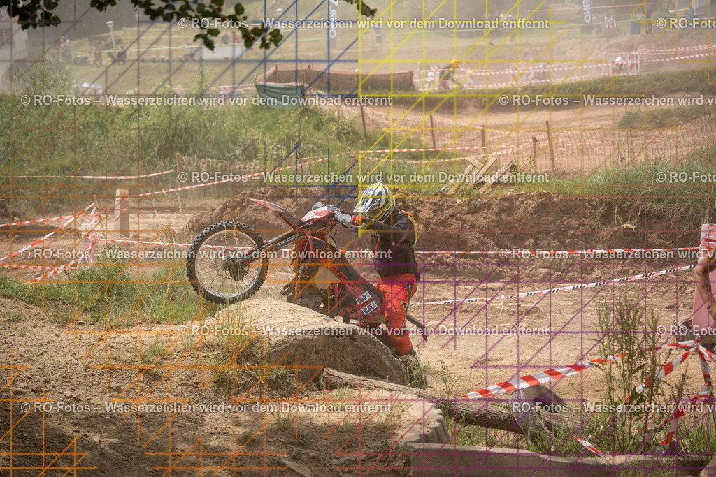 Niederwürzbach 2 Lauf-725 | Sportfotografie von RO-Fotos: Motorsport, Motocross, Enduro, Laufveranstaltungen und Triathlon. Professionelle Fotos von Sportlern und Events. - Realisiert mit Pictrs.com