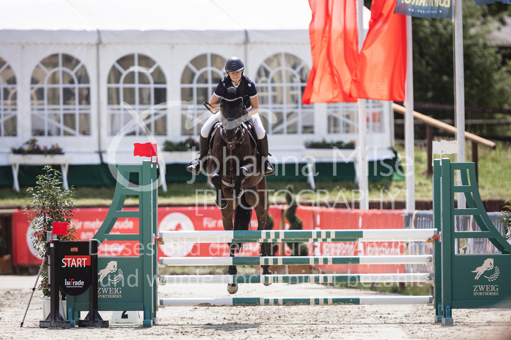 240711_BHO_L-Stil-1-423 | Deine schönsten Turniermomente als professionelle Fotos! Entdecke hochwertige Pferdesport-Fotografie im Online-Shop. Jetzt Fotos finden & bestellen!