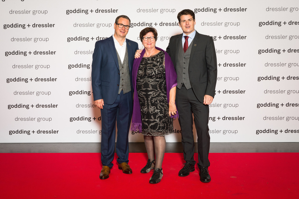 106Dressler_Group | Fotograf Köln - Realisiert mit Pictrs.com