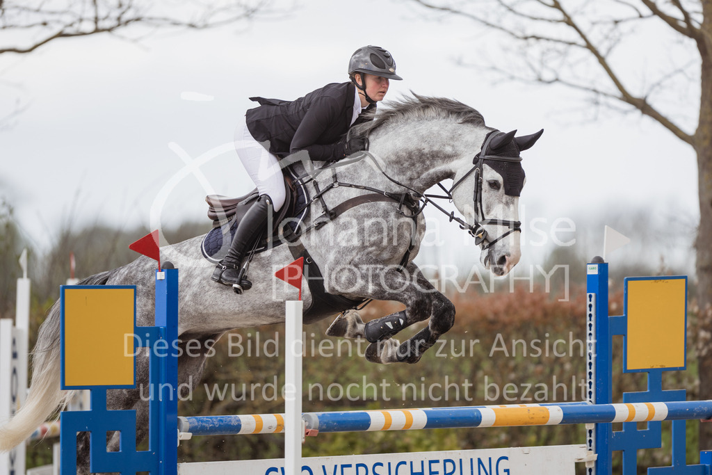 230425_Lemwerder_03SprPf-L-319 | Deine schönsten Turniermomente als professionelle Fotos! Entdecke hochwertige Pferdesport-Fotografie im Online-Shop. Jetzt Fotos finden & bestellen!