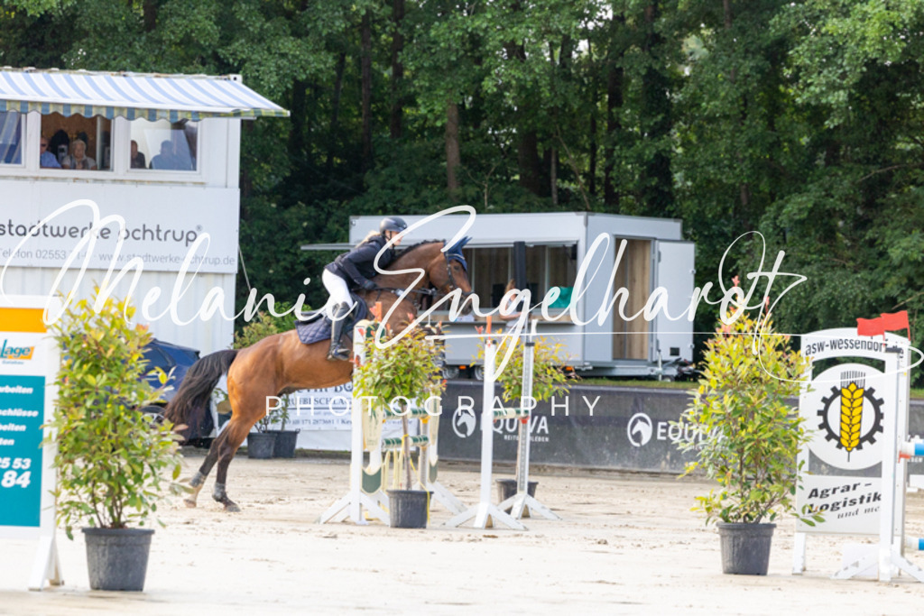 7I8A9469 | melanie-engelhardt-photography - Realisiert mit Pictrs.com