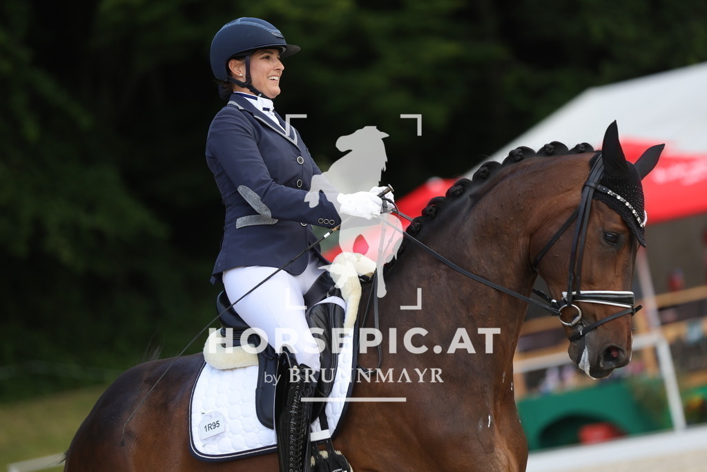 0P6A0750 | Willkommen bei Brunnmayr - Design & Fotografie – Ihrem Spezialisten für Reitturniere und Pferdeveranstaltungen in Oberösterreich, Salzburg und Bayern! Seit über 17 Jahren sind wir leidenschaftlich dabei.