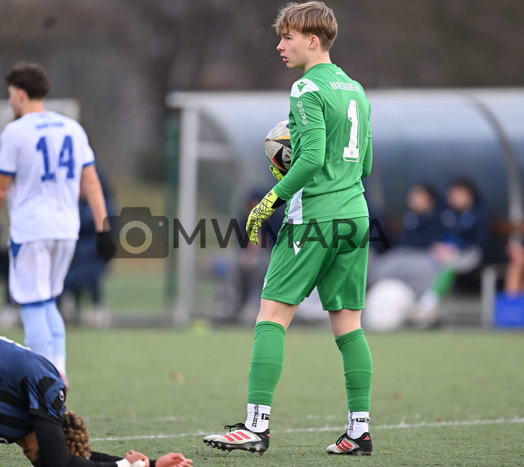 Fussball I Herren I Saison 2025-2026 I Bundesliga I 6. Spieltag I Eintracht Frankfurt - FC Bayern München  | MWMARA - Realisiert mit Pictrs.com