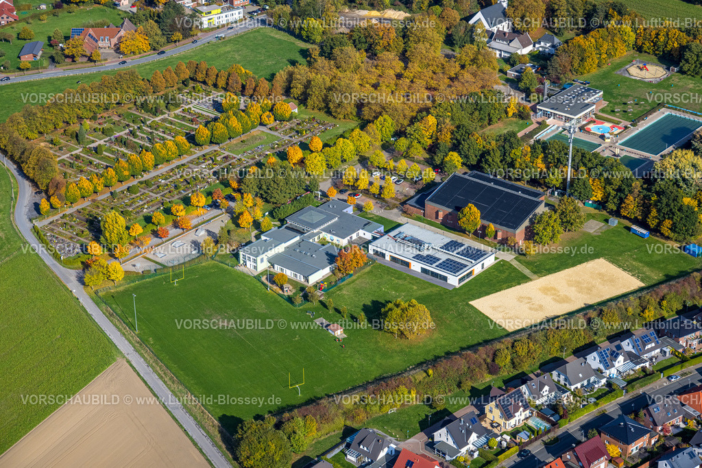 Hamm221003179 | Luftbild, Franz-Voß-Halle, Hammer SportClub 2008, Sport-Kita Grashüpfer, Freibad Süd, Friedhof Berge, Herbstfarben, Rhynern, Hamm, Ruhrgebiet, Nordrhein-Westfalen, Deutschland