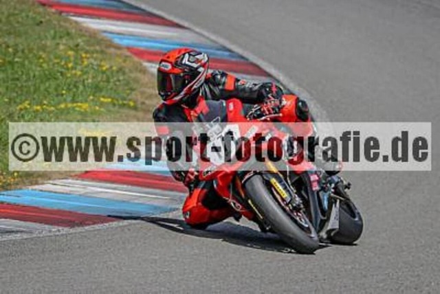 spof1935 | Professionelle Fotos von Sportveranstaltungen, aber auch Hochzeiten und anderen Events. - Realisiert mit Pictrs.com