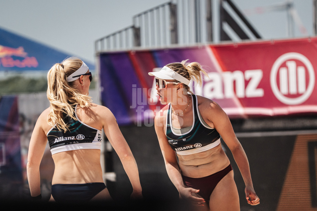 Beachvolleyball | Frauen | Allianz German Beach Tour 2025 | Tourstop Bremen | 13.06.2025 | v.l. Anna Behlen und Chenoa Christ jubeln