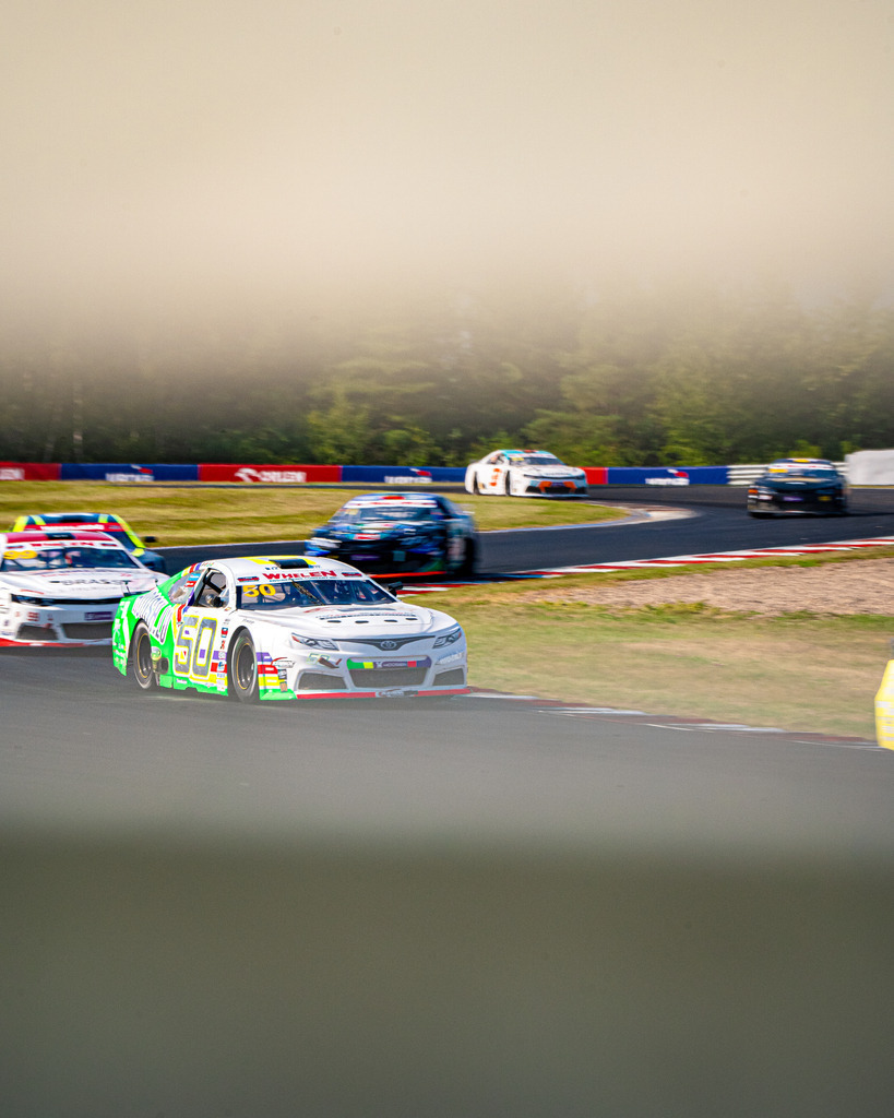 _DSC8880 | Exklusive Motorsport-Fotografie aus Leipzig von TXO Media – für Rennfahrer, Teams & Sponsoren. Sausemuth liefert starke Bilder, die Emotion zeigen. Jetzt buchen & glänzen! - Realisiert mit Pictrs.com