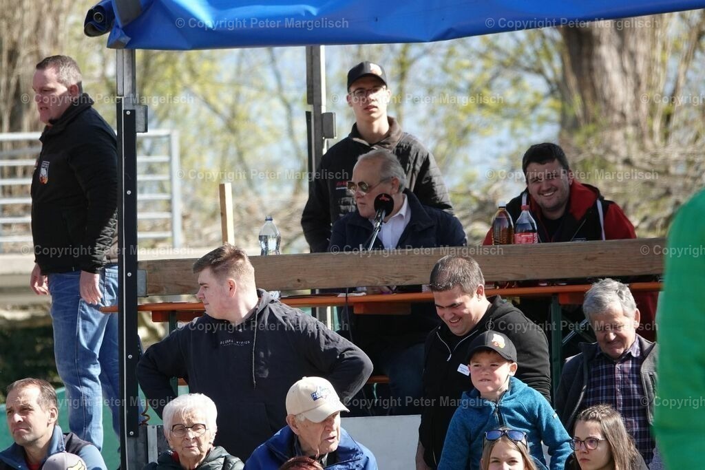 k-DSC03020 | Schwingen - Realisiert mit Pictrs.com