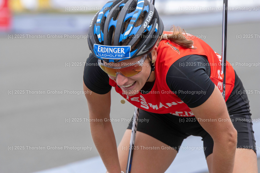 Deutsche Meisterschaften Biathlon | Deutsche Meisterschaften Biathlon, Speziallanglauf Frauen am 14.09.2018 in der DKB SKI ARENA in Oberhof, (Deutschland)

Bild: Hinz Vanessa vom SC Schliersee / Zoll - Realisiert mit Pictrs.com