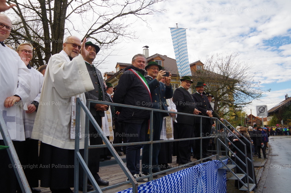 IMGP0449 | fotografiert von Axel PollmannLeonhardi Wallfahrt Benediktbeuern und Murnau, Fronleichnam, Fasching, Landschaft im Loisachtal und Benediktbeuern  - Realisiert mit Pictrs.com