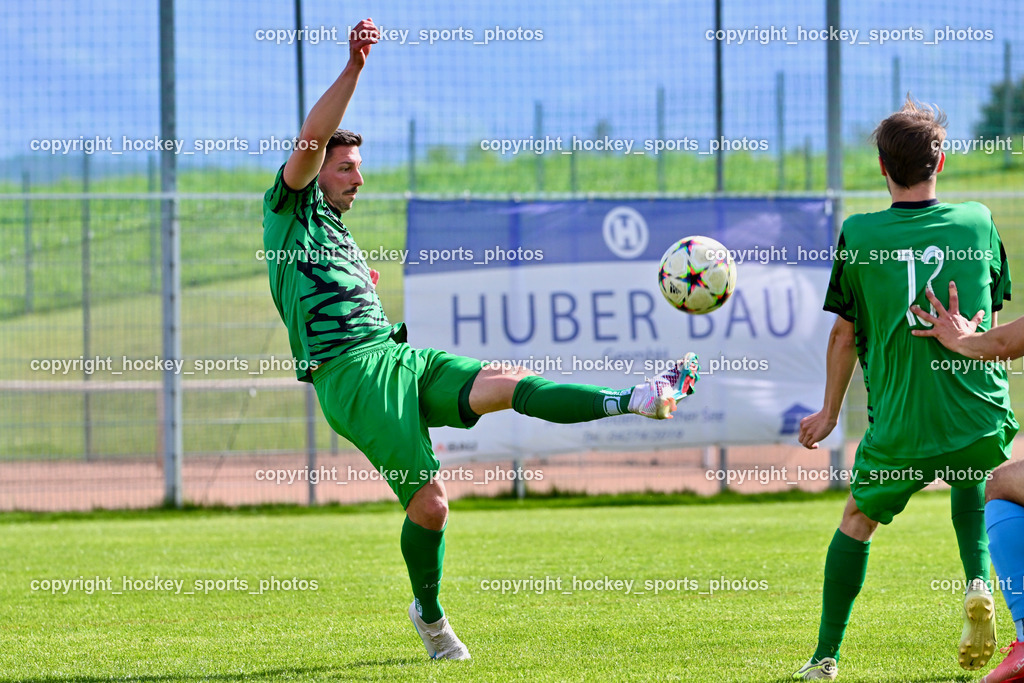SC Landskron vs. SVG Bleiburg | #19 Philipp Ronacher SC Landskron, SC Landskron vs. SVG Bleiburg, SC Landskron vs. SVG Bleiburg am 28.04.2024 in Villach (Sportzentrum Landskron), Austria, (Photo by Bernd Stefan)