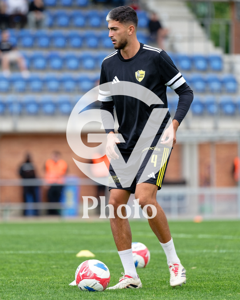 004_DZ8_5484_M | Schweiz AXA Womens Super League 2025/26, FC Thun vs FC Luzern - Stockhorn Arena, Thun: 