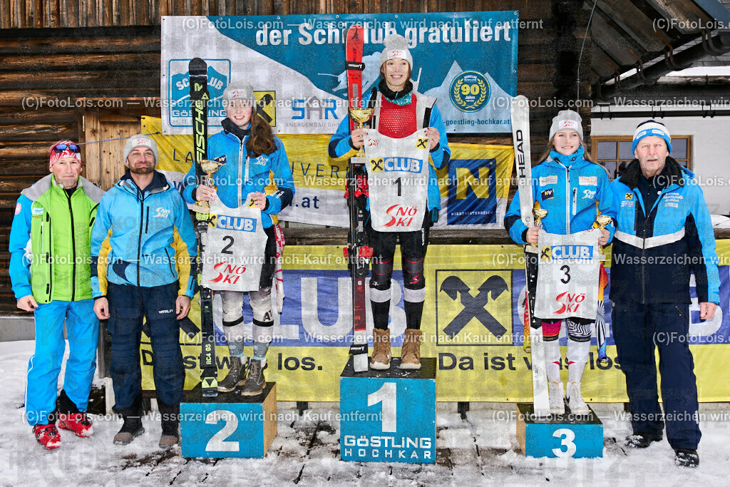 ALP3866_NWC-RTL_Hochkar_Siegerehrung_S16w | (C)FotoLois.com, Alois Spandl, NÖ RAIKA Club-Nachwuchscup_Giant Slalom am Hochkar/Draxlerloch, So 15. Jänner 2023.