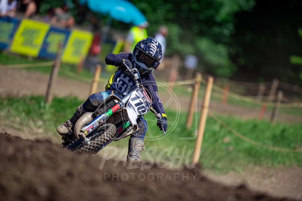 85 er (390) | Paeschuphoto Shop - Wer nicht sucht der auch nicht findet.Ob Motocrossbilder oder von einem besuchtem Spiel, Hauptsache Action. - Realisiert mit Pictrs.com