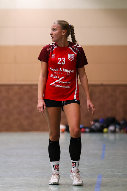 Handball I Damen I Saison 2025-2026 I Verbandsliga Süd I HSG Kalkberg 06 - MTV Dänischenhagen I 14.12.2025.79 | Klara Merle Remuß (23, MTV Dänischenhagen) - Realisiert mit Pictrs.com