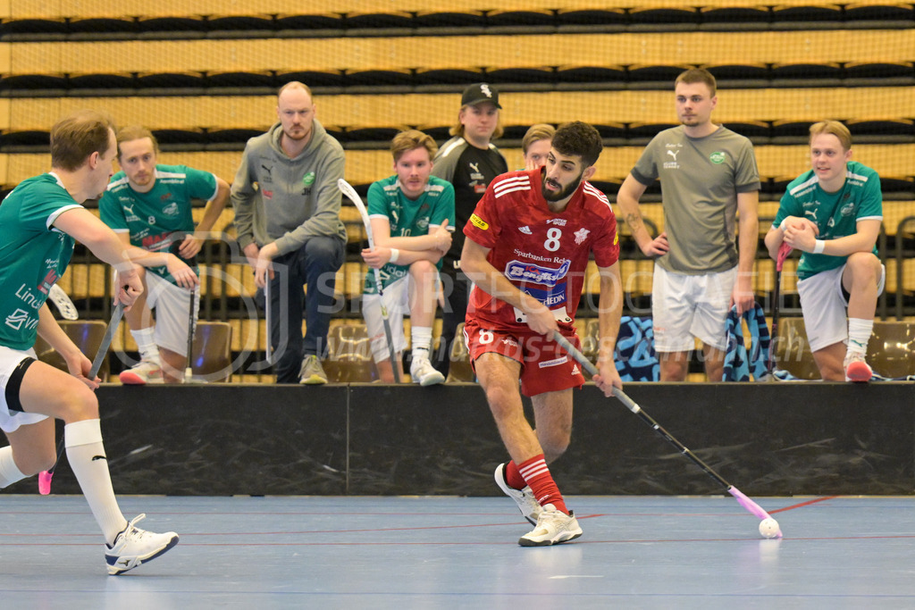 Lillan IBK vs Strängnäs IBK - 17. März 2024 | Lillan IBK vs Strängnäs IBK
Idrottshuset Örebro, Arenahallen, Örebro
Ahmad Dakhallah (#8 Strängnäs IBK).
Bild: Sportfotografie Markus Aeschimann | www.markus-aeschimann.ch - Realisiert mit Pictrs.com