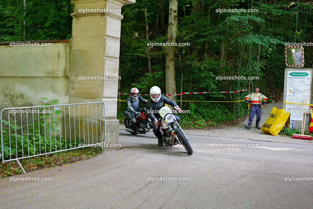 P1014933 | Erleben Sie atemberaubende, hochqualitative Fotos Ihrer Fahrt entlang der malerischen Alpenstraßen. Besuchen Sie alpineshots.com, um professionelle Aufnahmen Ihrer unvergesslichen Reise zu finden und zu kaufen - Realisiert mit Pictrs.com