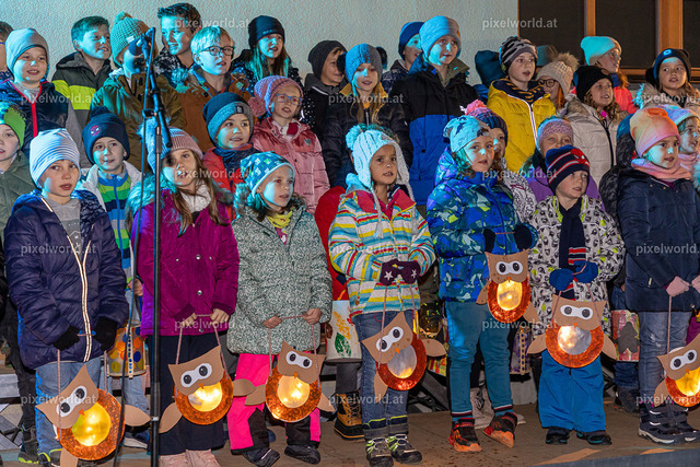 Laternenfest in St. Martin | Bildershop von pixelworld.at - Realisiert mit Pictrs.com