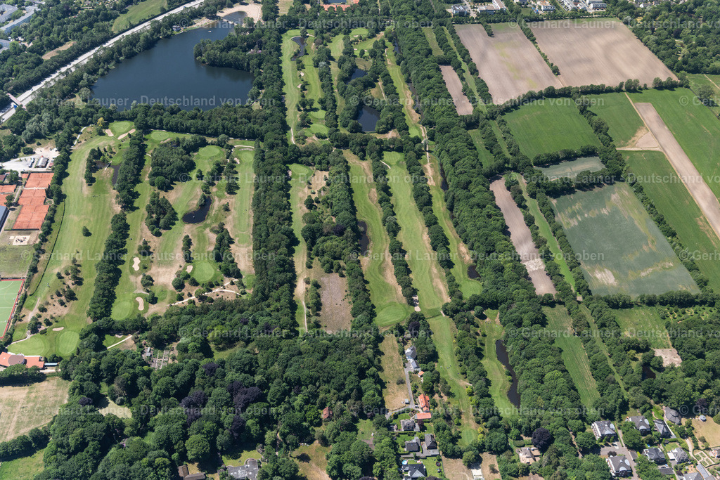4029138 | BREMEN 01.06.2020 Gelände des Golfplatz Golf-Club Oberneuland e.V. in Bremen, Deutschland. Weiterführende Informationen bei: Golf-Club Oberneuland e.V.. // Grounds of the Golf course at Golf-Club Oberneuland e.V. in Bremen, Germany. Further information at: Golf-Club Oberneuland e.V.. Foto: Gerhard Launer