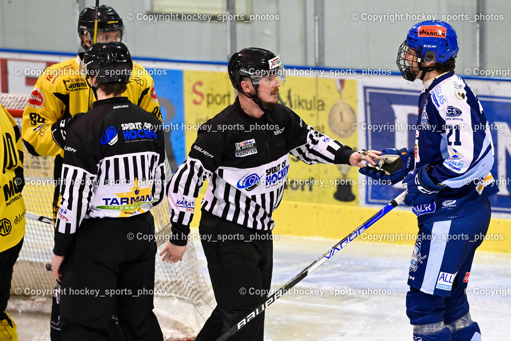 ESC Steindorf vs. EC Hornets Spittal 20.2.2024 | Wucherer Gerald Referee, Puff Wolfgang Referee, #21 Steiner Moritz ESC Steindorf, ESC Steindorf vs. EC Hornets Spittal 20.2.2024, ESC Steindorf vs. EC Hornets Spittal 20.2.2024 am 20.02.2024 in Steindorf (Ossiachersee Halle), Austria, (Photo by Bernd Stefan)