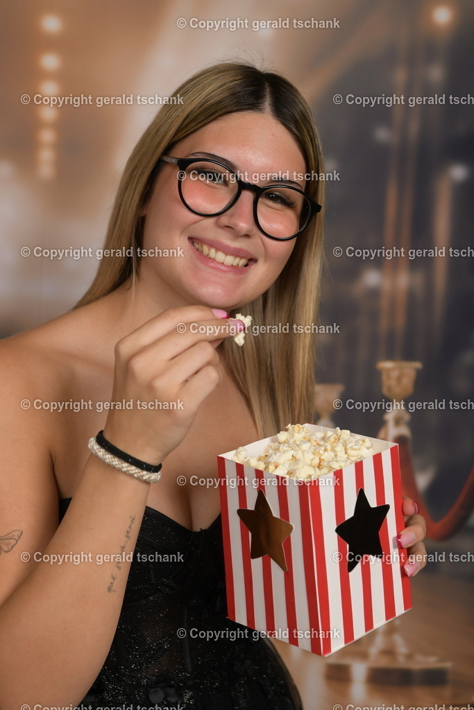 MT1_4932 | Wählen Sie hier bitte Ihr bestes Foto aus, mit diesem Bild wird Ihr Set produziert. Sollten Sie kein Bild wählen oder mehrere suchen wir das Beste aus!