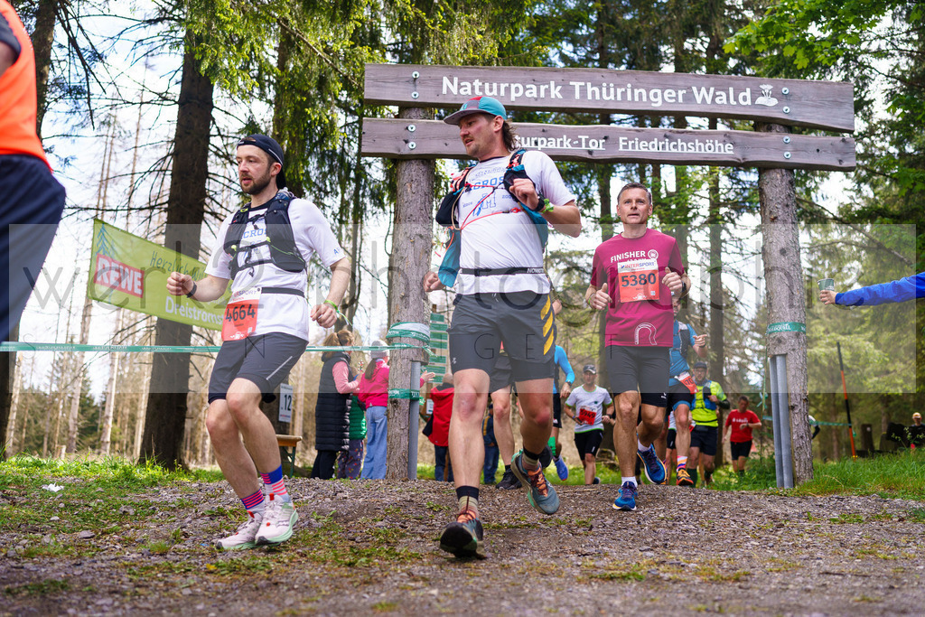 Rennsteiglauf Marathon 2025 | Marathon von Neuhaus/Rwg. nach Schmiedefeld/Rstg. am 17. Mai 2025