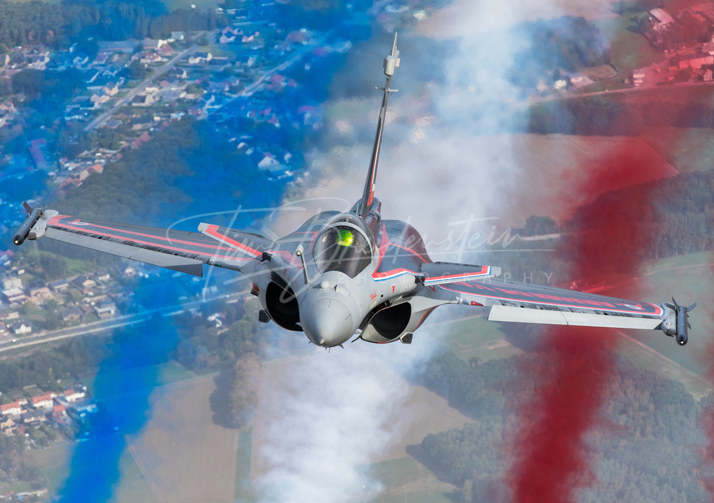 27 | Buy high-quality aviation and travel photography prints by professional photographer Timo Breidenstein. Authentic images, professionally printed, worldwide shipping. - Realisiert mit Pictrs.com