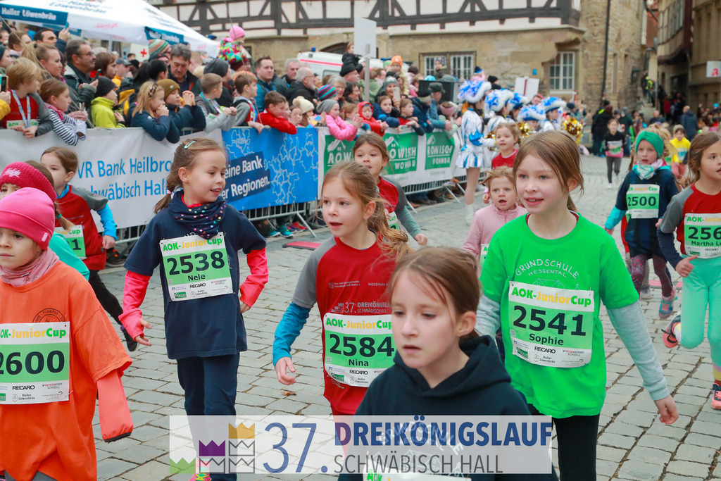 AOK JuniorCup 400m | 3Koenigslauf 2023 - Realisiert mit Pictrs.com