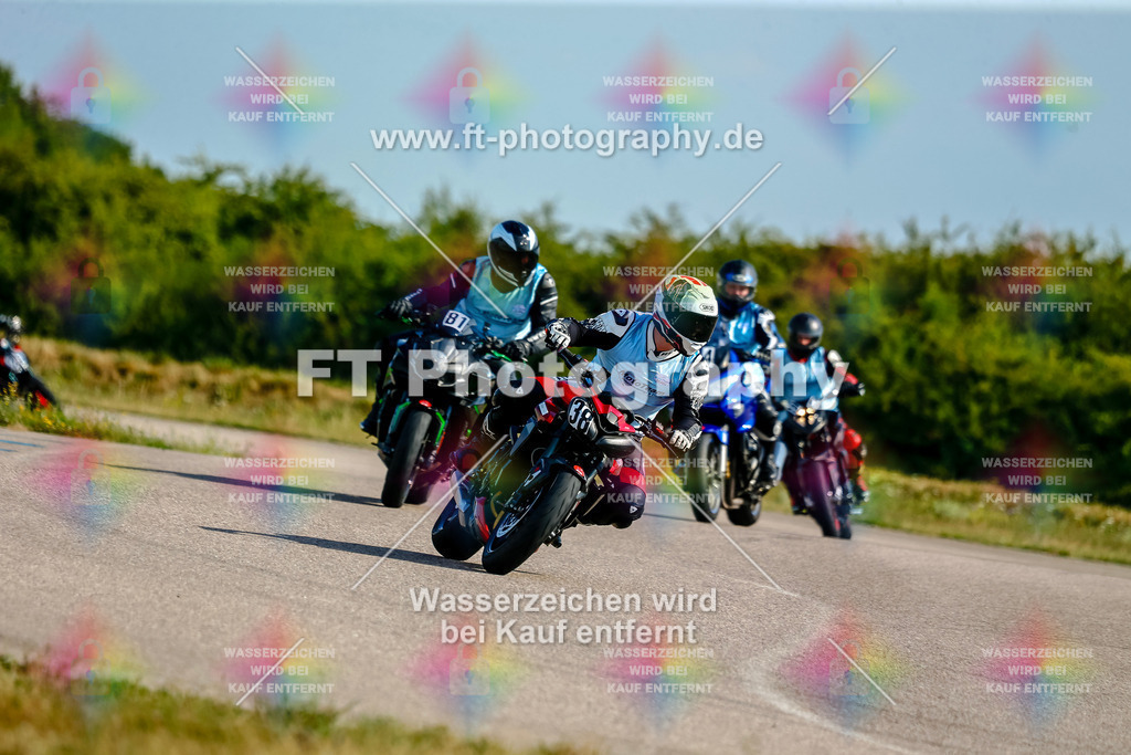 Chambley Juli-0517 | Hier findet Ihr Bilder von Touristenfahrten auf der Nürburgring Nordschleife oder von anderen Veranstaltungen die ich besucht habe. Viel Spass beim Durch Schauen 