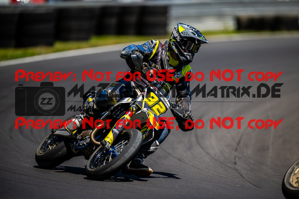 MaZZes_FotoMatrix_220702_8216 | S2