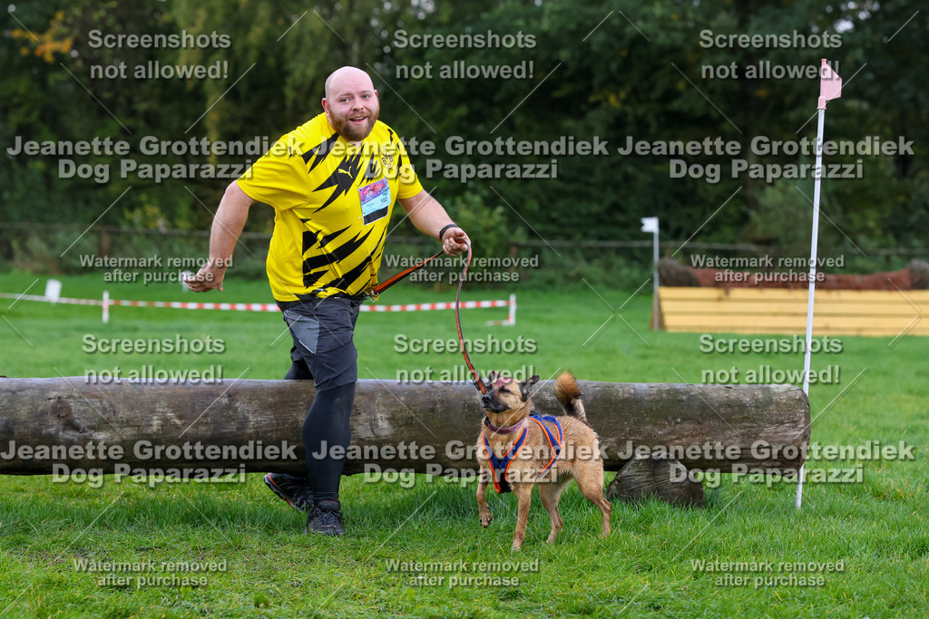 Dog Paparazzi -  SD1026-2022 | Dog Paparazzi Jeanette Grottendiek Fotografie & Videografie - Realisiert mit Pictrs.com