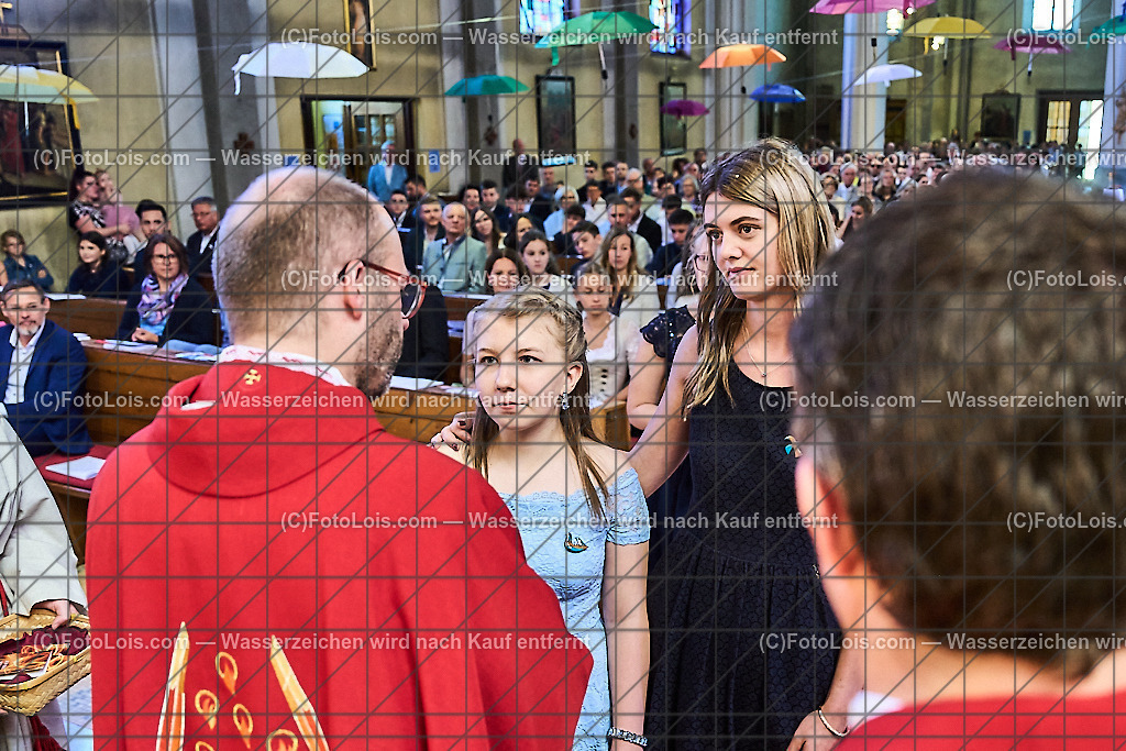 ALP0832_PfarrFirmung Wieselburg_Firmvorgang | (C)FotoLois.com, Alois Spandl, Firmung in der Pfarrkirche Wieselburg mit Generalvikar Dr. Christoph Weiss, Dechant Pfarrer Daniel Kostrzycki und Monignore Franz Dammerer, Sa 15. Juni 2024.