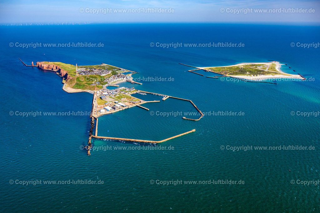 Helgoland_ELS_7674280824 | HELGOLAND 28.08.2024 Küsten- Landschaft der Insel Helgoland in der Nordsee im Bundesland Schleswig-Holstein, Deutschland. Weiterführende Informationen bei: Helgoland Tourismus-Service. // Coastal landscape of the island of Helgoland in the North Sea in the state of Schleswig-Holstein, Germany. Further information at: Helgoland Tourismus-Service. Foto: Martin Elsen