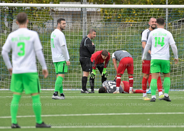 20221106-4572-fuba-türkda-svsghm-HEN-FOTO | 06.11.2022 Fussball Männer Saison 2022 2023 Kreisliga Darmstadt Türk Gücü Darmstadt - SV St Stephan Griesheim (1:4) liegend 17 Ramzi Aghoulad (Griesheim) (Foto: Peter Henrich) - Realisiert mit Pictrs.com