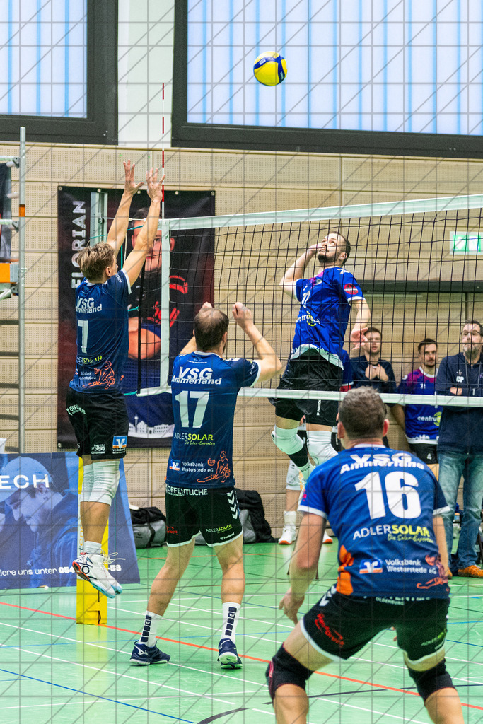Oberliga 1 Männer 25/26 | VC Osnabrück I vs. VSG Ammerland II | 29.11.25: Oberliga 1 Männer 25/26 | VC Osnabrück I vs. VSG Ammerland II / Osnabrück / Deutschland  //   CREDIT:www.bullenfotos.de, Martin König, Hörner Weg 40, D-49078 Osnabrück, +4917663732967 // Nutzung und Weitergabe nur zu den vereinbarten Zwecken. Presseanfragen an Ersteller. Alle Rechte beim Ersteller. Honorierung nach MFM. - Realisiert mit Pictrs.com