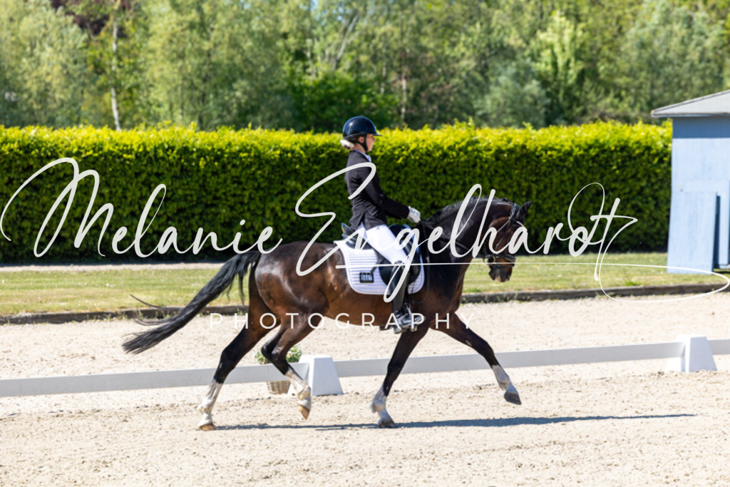 7I8A1033 | melanie-engelhardt-photography - Realisiert mit Pictrs.com