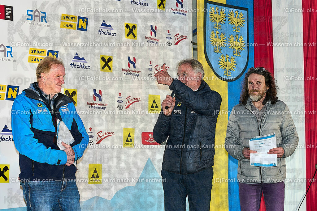 ALP2269_FMC-Wellcome_Fahrnberger Robert-Fritz | (C)FotoLois.com, Alois Spandl, World Criterium Masters Ski Alpin 2023 Hochkar, WellcomeFeier mit Siegerehrungen Slalom A + GiantSlalom C, Mo 20. März 2023.