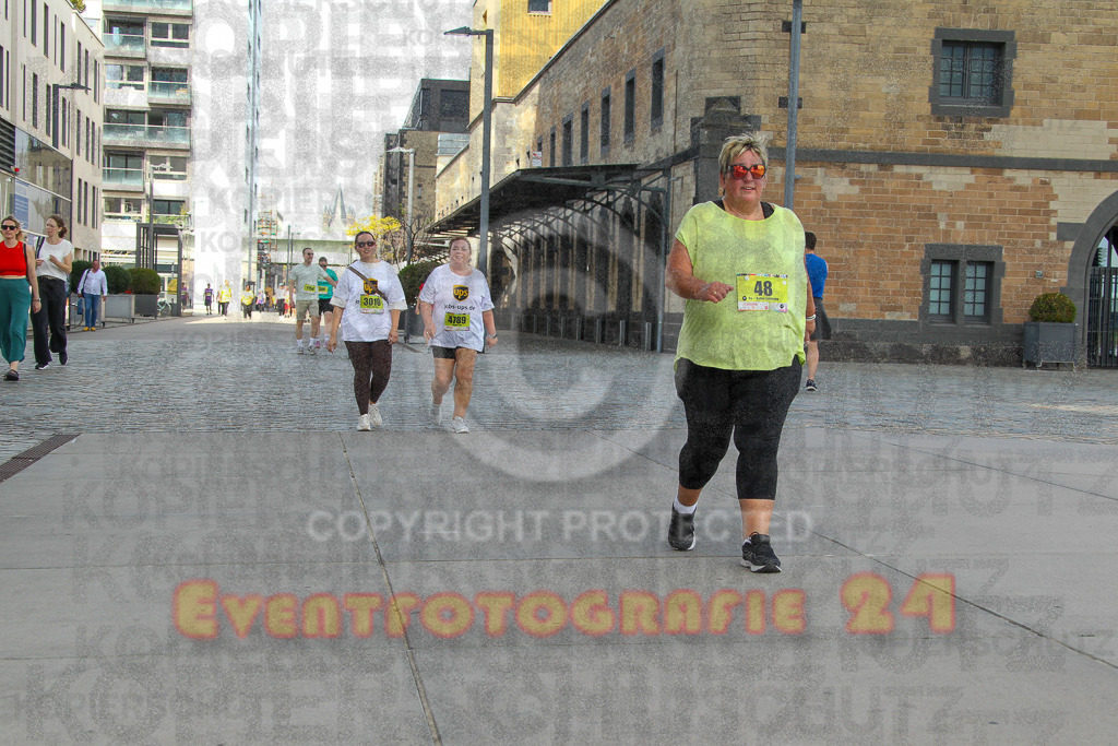 250920_1352_EV4_6814 | Sportfotografie im Rhein-Sieg Kreis, Köln, Bonn, NRW, Rheinland Pfalz, Hessen, etc. Unser Tätigkeitsfeld umfasst den Laufsport vom Volkslauf über den Marathon, Duathlon, Triathon bis zum Ultralauf wie Kölnpfad Ultra oder Schindertrail.