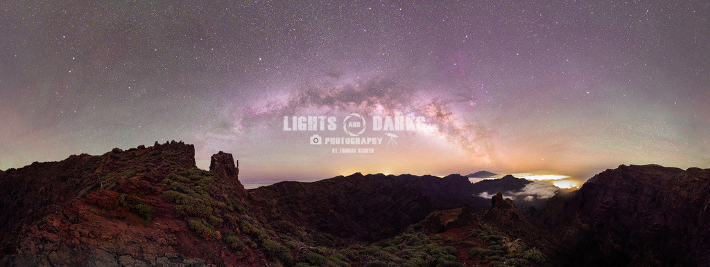 Private Disco | The Milky Way arching over Roque des los Muchachos at La Palma. 360 degrees pano. - Realisiert mit Pictrs.com